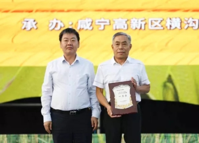 mmexport1688953565737